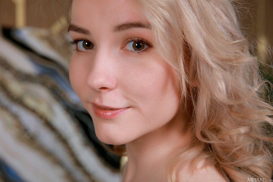 MetArt_Home-Office_Polly-White_high_0026