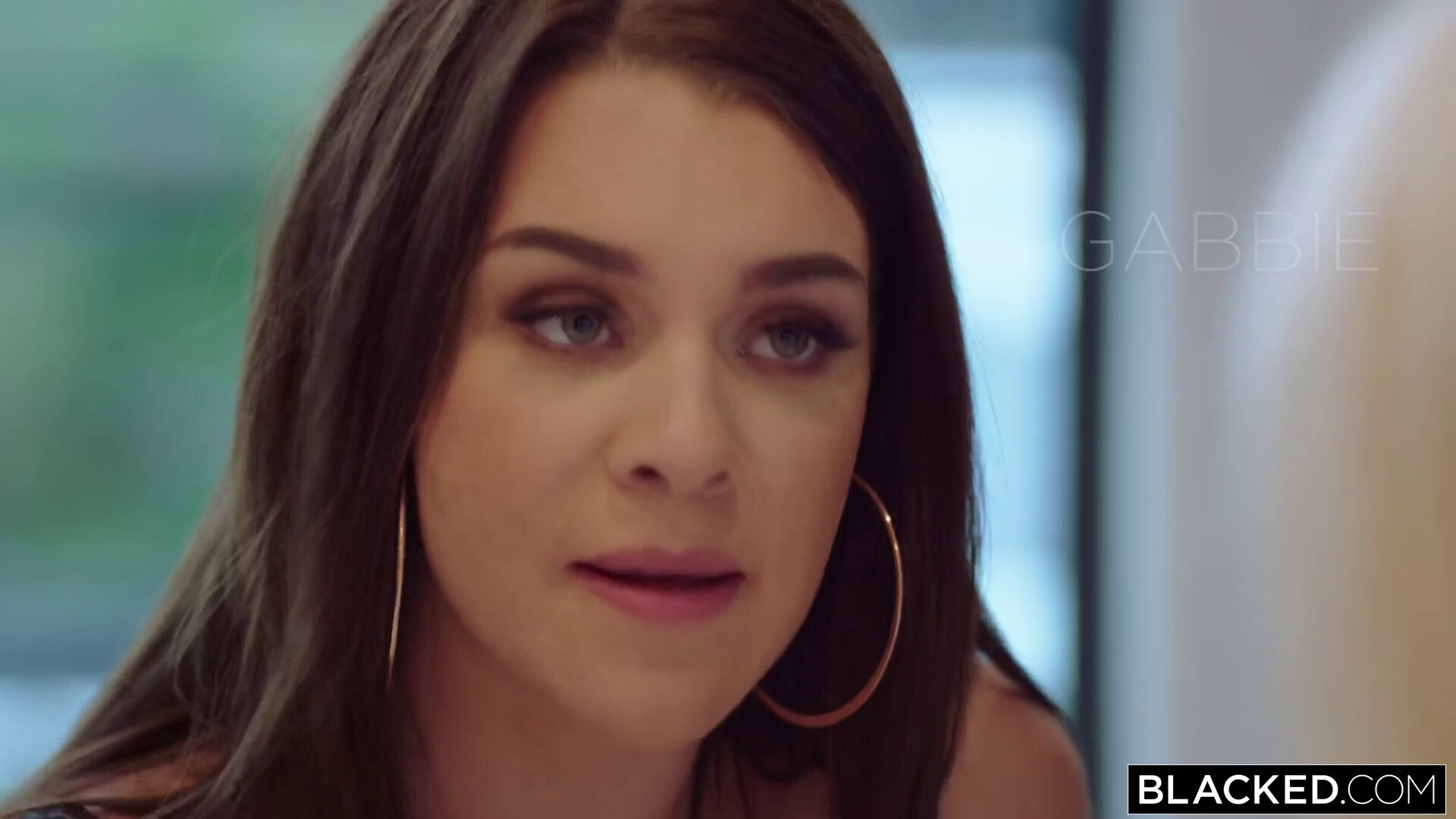 amateur photo skylar-vox-gabbie-carter-jax-take-the-shot-friends-stay-always-together-1080p_1080p.mp4_20240824211024_0004