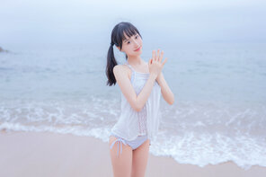 photo amateur KimemeOwO (木绵绵OwO) No. 11 - 海边白色比基尼电子版 (9)