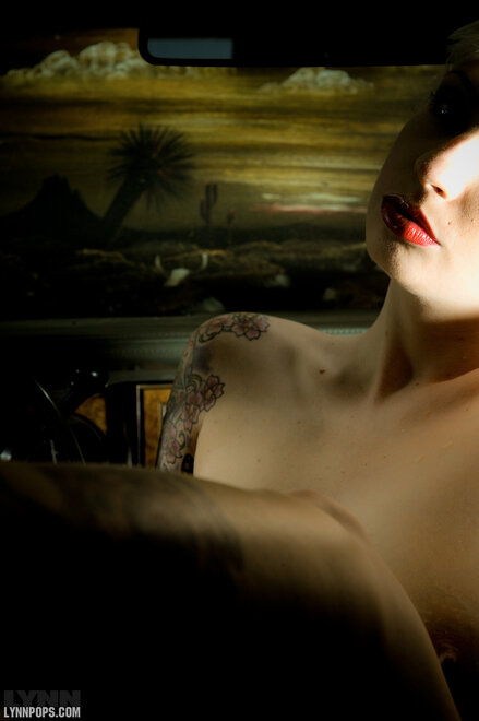 LynnILoveMyCar011-lg