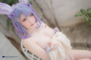 zdjęcie amatorskie Fantasy-Factory-小丁-Purple-Bunny-14