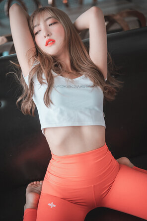 foto amatoriale DJAWA Photo - HaNari (하나리) - Red Orange & Cool Mint Part 1 (7)