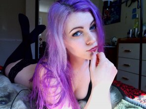 foto amatoriale Hair Face Purple Eyebrow Pink Violet 