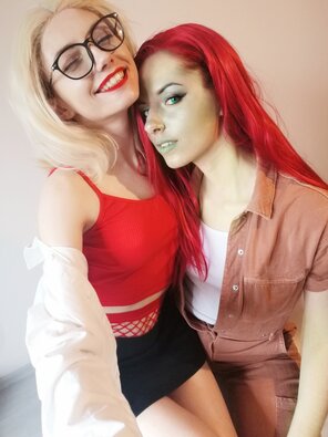photo amateur Harleen Quinzel and Poison Ivy has a very productive appointment ^^ cosplay-test by CarryKey and Truewolfy
