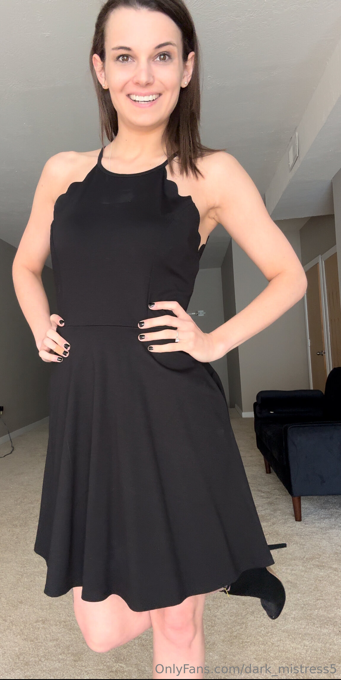 amateur photo 1150x2290_a15f55fc84865c51a10fb151e7863298