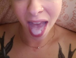 photo amateur Full mouth, happy wife.