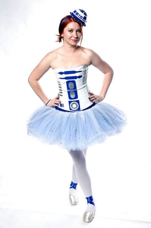 zdjęcie amatorskie R2-D2-Ballerina-Cosplay-1