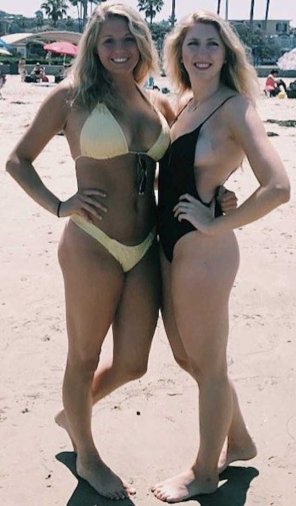 amateurfoto Difference in tans