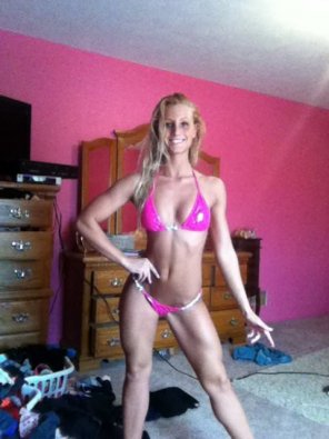 foto amatoriale Pink fitness model