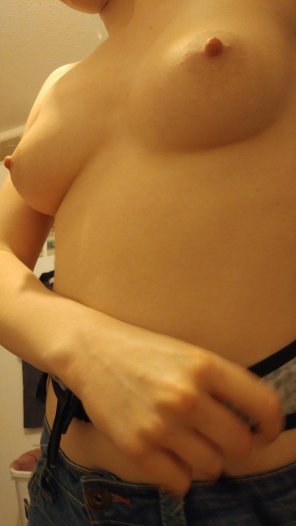 amateur-Foto Abdomen Trunk Chest Stomach Arm 