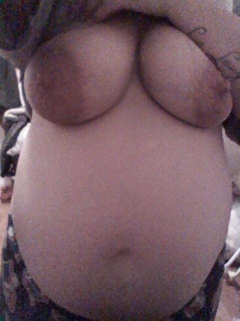 Chubby pregnant Porn Pic - EPORNER