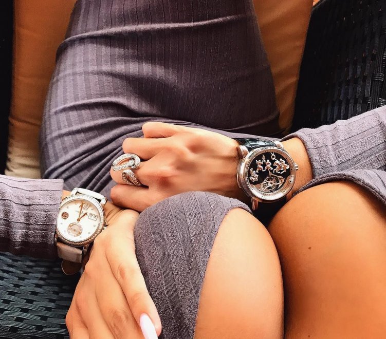 Two Watches nude