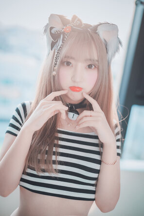 DJAWA Photo - HaNari (하나리) - Catgirl in Stripes Part 1 (10)