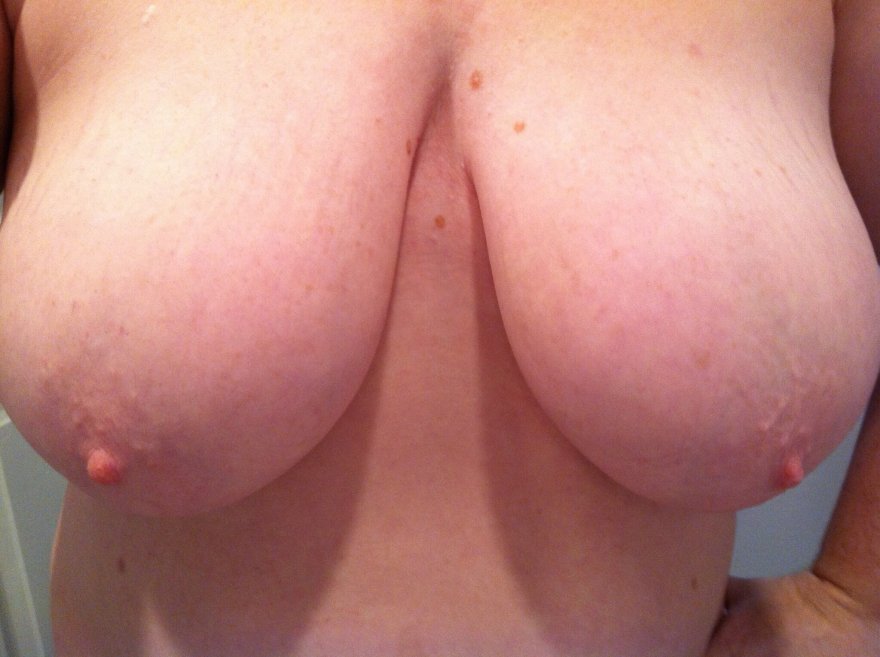 Happy Friday from the wifeâ€™s huge boobs. Messages welcome.