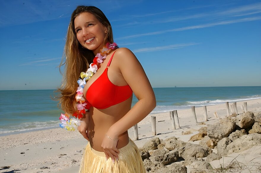 Christina Lucci 159 (34)