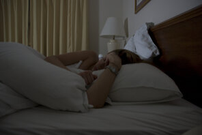 amateur-Foto Sleeping in the Hotel Room
