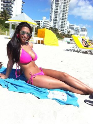 amateur photo Tanning at the beach