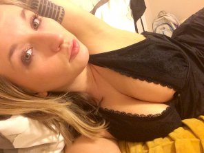 amateur pic lying down in dress
