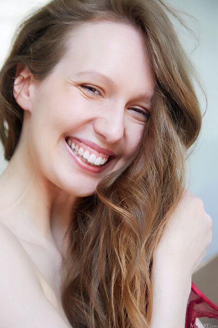 MetArt_Strip-Fantasy_Gina-Snow_higher_0061