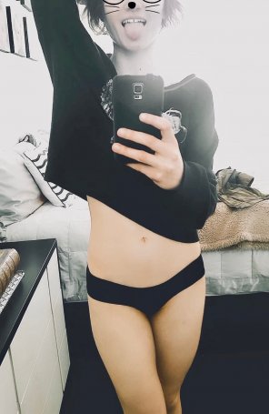 amateur photo ðŸ‘¸20[F] So, should I eat your ass first, or you eat mine?