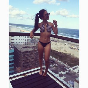 foto amadora Posing in bikini