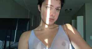 photo amateur who likes cute girls w pierced nipples