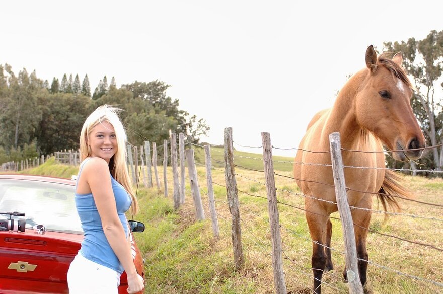 alison-angel-tight-pussy-002