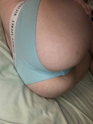 foto amatoriale Original Content[OC][F] just another angle of my ass for you all ðŸ˜˜