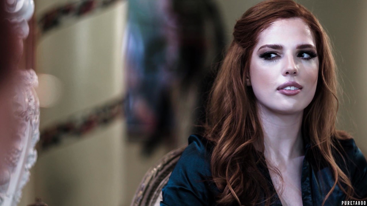 amateur photo SCARLETT MAE PIC308