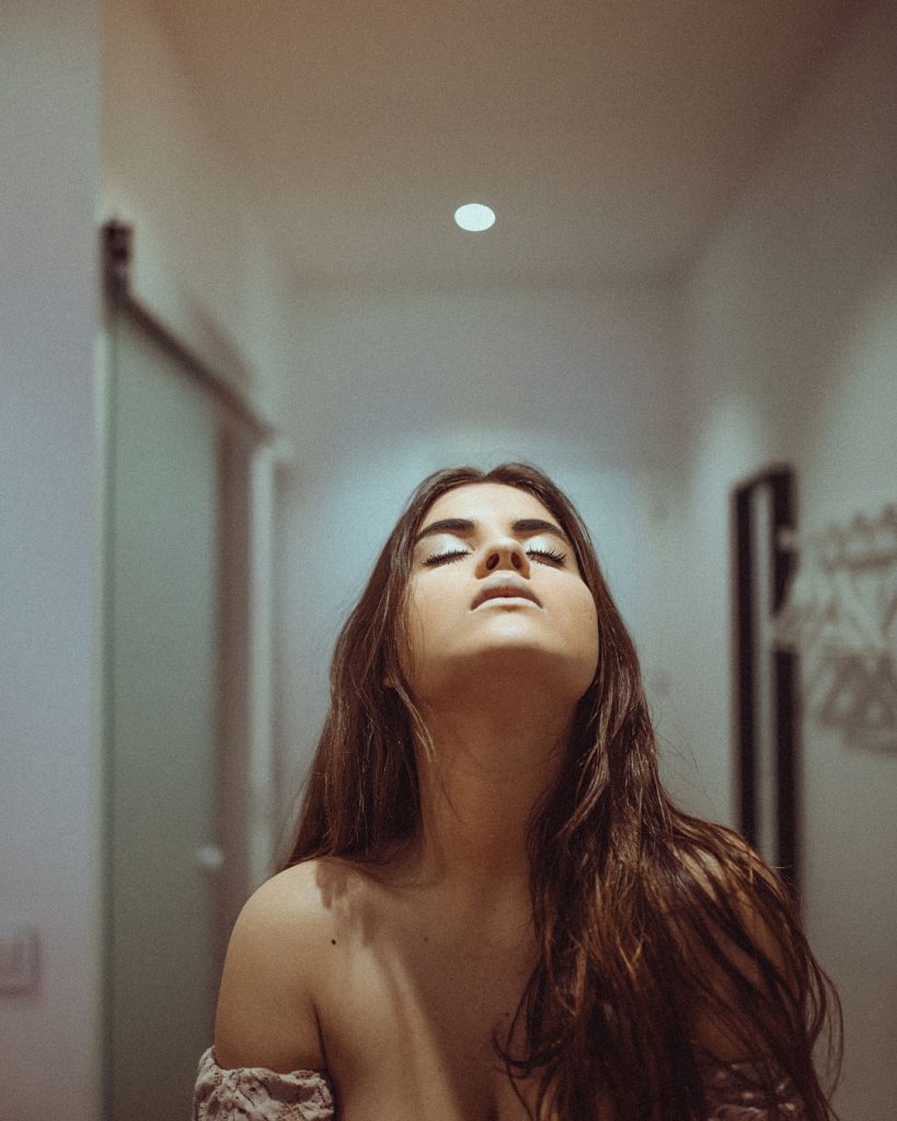 amateur photo 1000151852