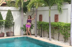 amateur photo Purple Nympho 0355-topaz-faceai-enhance-4x