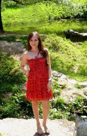 photo amateur Cutie in a forest