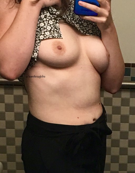 Work sucks right now but not in the good way [f]