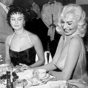 amateur pic Glaring the goods 1950s