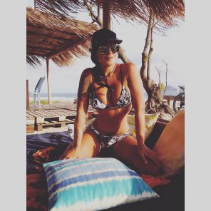 amateur photo Brazilian girl with bikini