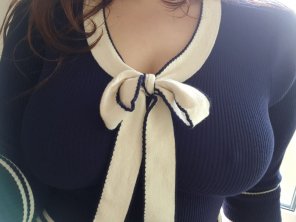 zdjęcie amatorskie My boss approved the sweater. Do you? [OC]