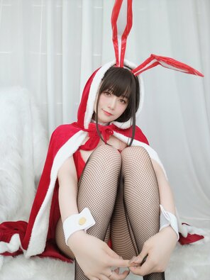 foto amatoriale Baiyin811 (白银81) - 圣诞兔女郎 (47)