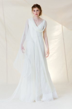 foto amatoriale Clothing Gown Wedding dress Dress Fashion model Bridal clothing 
