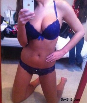foto amateur Posing for a dating site