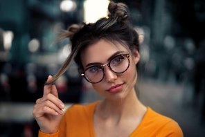 amateur-Foto Cutie with glasses