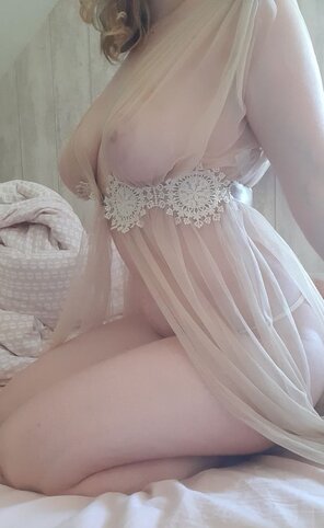 amateur pic Feel like a princess wearing this :)