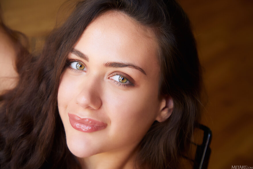 MetArt_Soulful-Gaze_Vixi-Rafi_high_0102