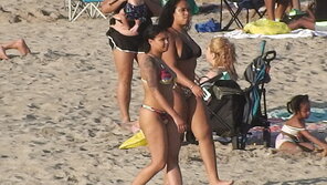 zdjęcie amatorskie 2021 Beach girls pictures(106)
