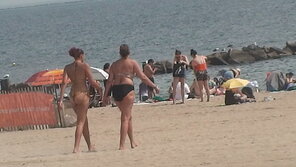 zdjęcie amatorskie 2021 Beach girls pictures(175)