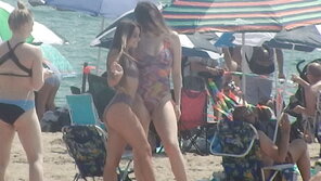 foto amatoriale 2021 Beach girls pictures(368)