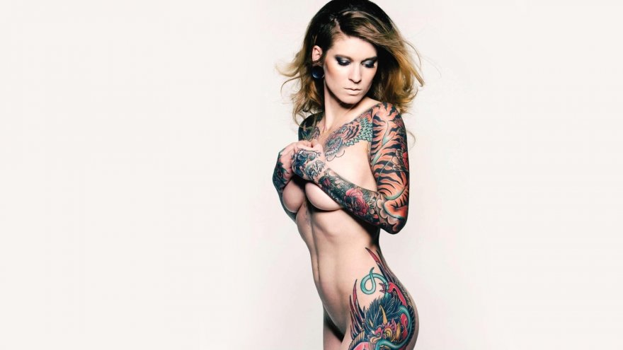 Sexiest girl with sexiest tattoo