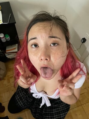 foto amateur Cute fit Asian slut Lauren (7)