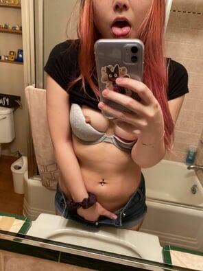 アマチュア写真 Cute fit Asian slut Lauren (39)