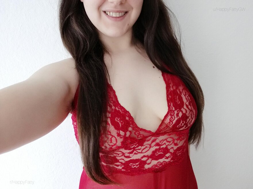 [F] Red isn't usually my color but I like this :)