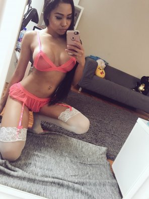 amateurfoto White Stockings with Pink Lingerie